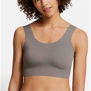 True & Co True Everybody Women's Scoop Neck Bra Removable Pads Size Medium